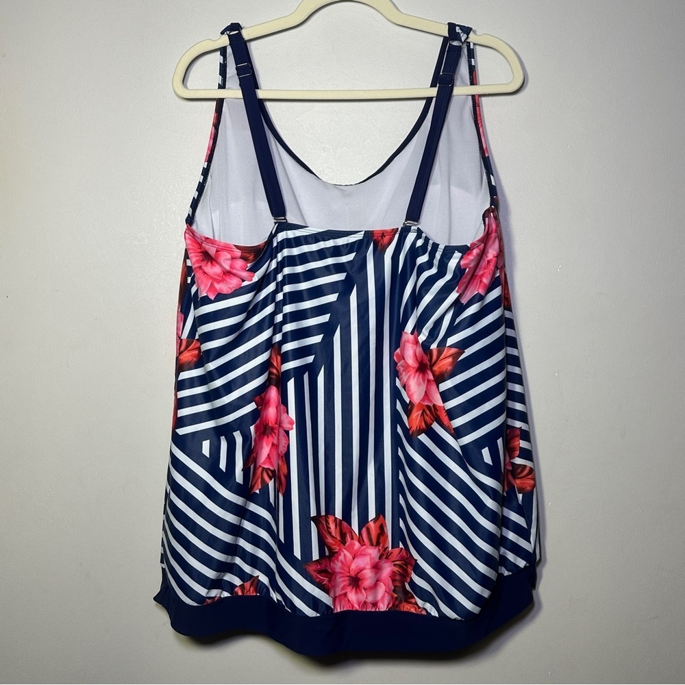 Tankini Navy Blue Striped Floral Scoop Neck Women’s Swimsuit Set Size 22W - Picture 4 of 15